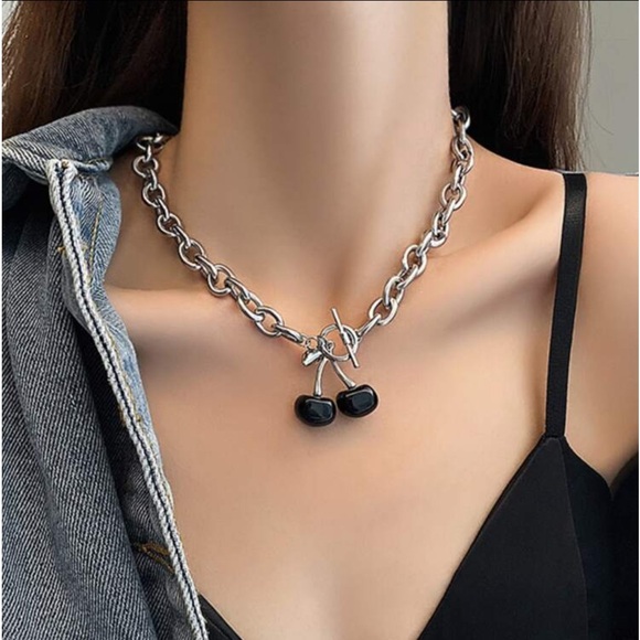 Y2K Gothic Halloween Black Cherry Silver Tone Chain Link Choker Necklace - Picture 7 of 8